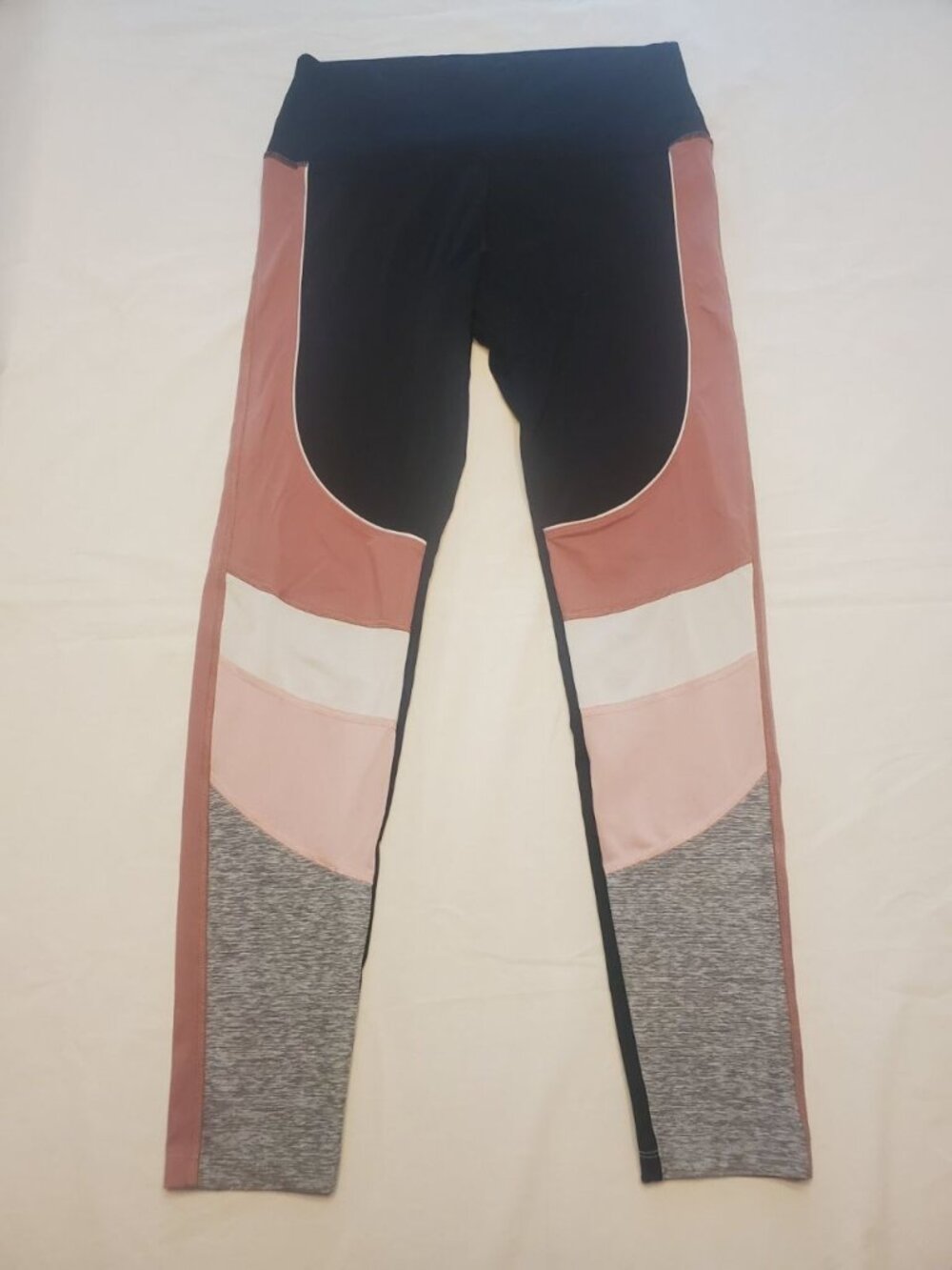 Victoria Secret Pink Ultimate Leggings Sz Large Black, Pink, Gray Logo On Back
